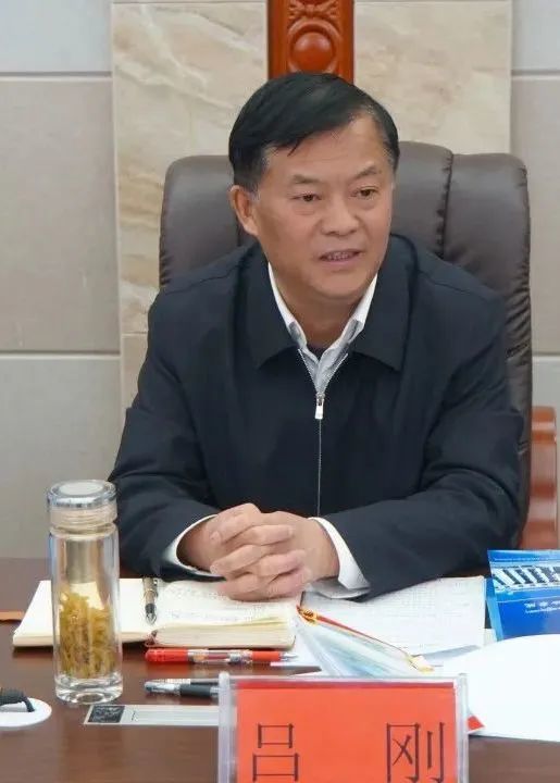 海南州委书记吕刚调研指导海南州检察工作_腾讯新闻