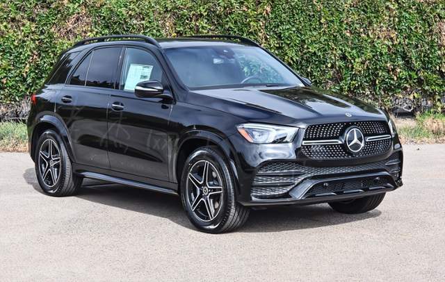 竞争奥迪q6,新奔驰gle350进化成功,新前脸 新灯组,动感炸裂