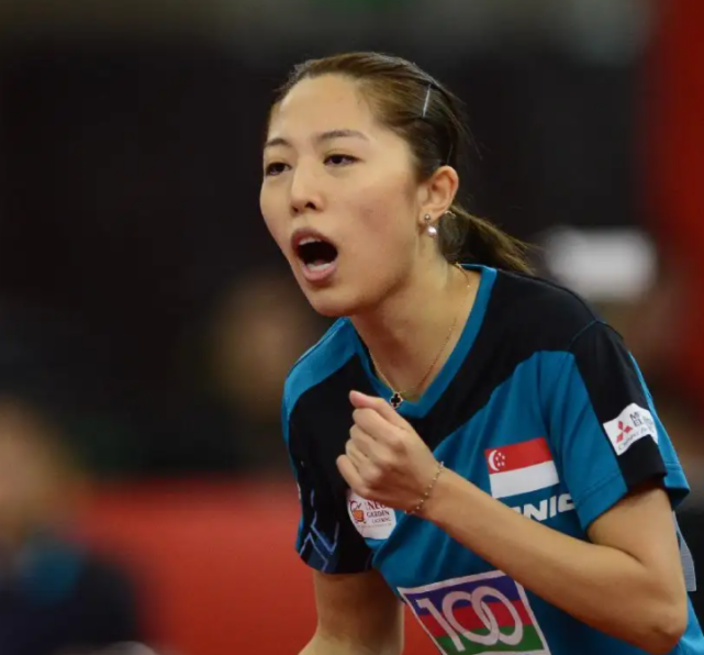 在2010年的莫斯科世乒赛中,于梦雨和冯天薇,王越古,孙蓓蓓等一道,在