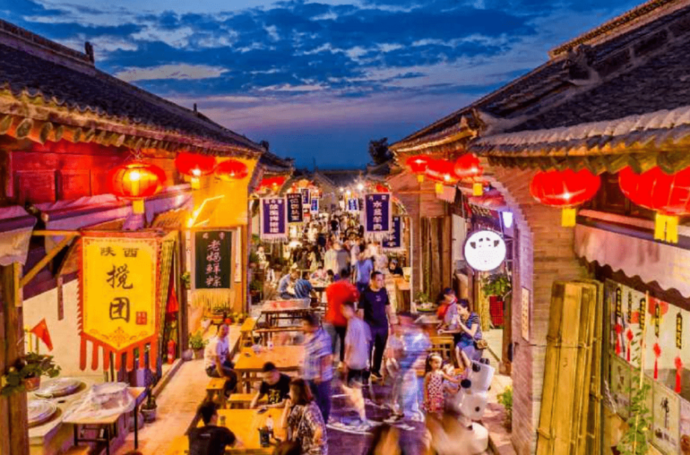 岚山根·运城印象地位于运城市盐湖区东郭镇西南部,南倚中条山,北眺