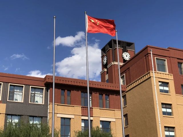 亚桥小学丨抗"疫"同行,共盼花开