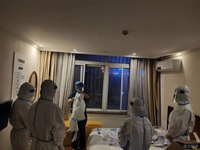 在隔离点,邳州"00后大白"写下入党申请书