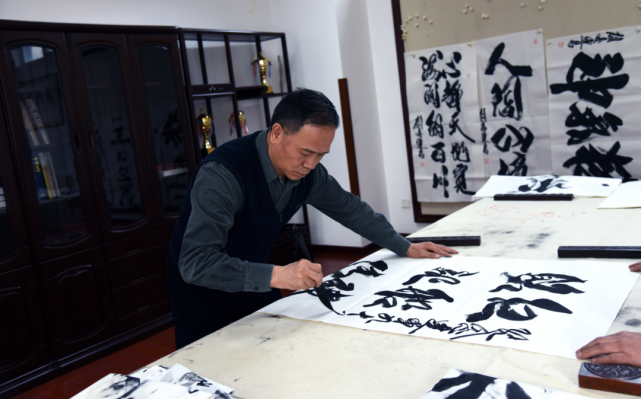 红船专访丨刘来运少将:官当多大是大,要学会用传统文化滋养心灵