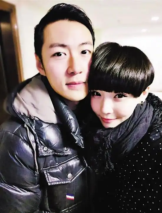 高晓松34岁前妻夕又米怀二胎,嫁帅哥再婚不到1年,大女儿已14岁_腾讯