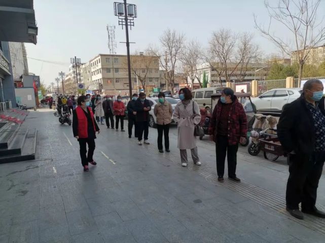 昨天,中牟人都在做这件事!这8000人的举动让人