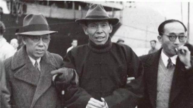 杜月笙去世之后,在顾嘉棠和陆京士的帮助下孟小冬和其余几位妻子,将