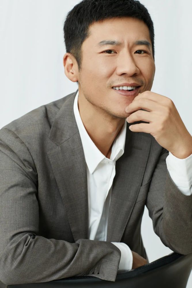 王骁:把"灰色"人物变可爱,我有招_腾讯新闻