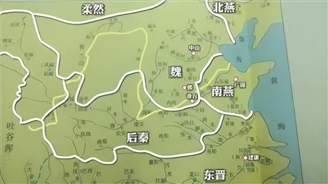 只是原始巴蜀,类似于今天的陕西和四川,而更西部的蜀地也有地盘,人口