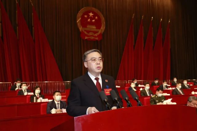 会议通过《关于长安区人民检察院工作报告的决议》,丁小虎同志当选