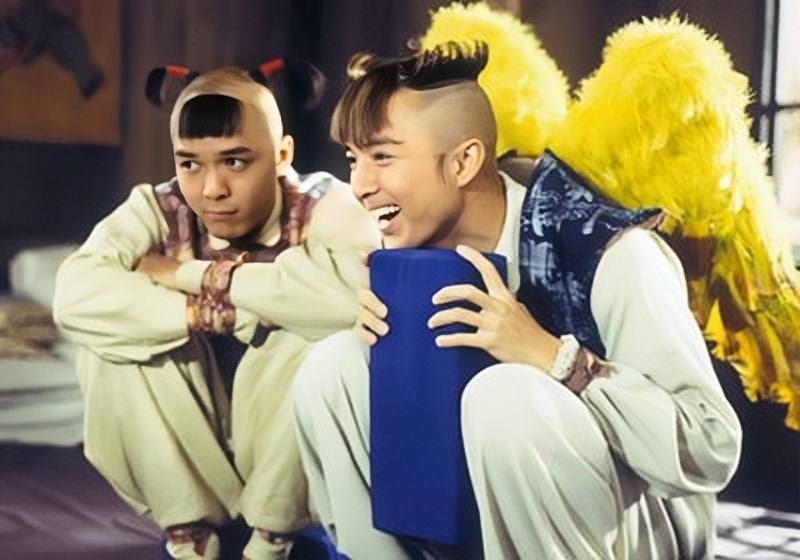 其实当年《十兄弟》在开拍的时候,正是林文龙和郭可盈刚刚结婚两个月