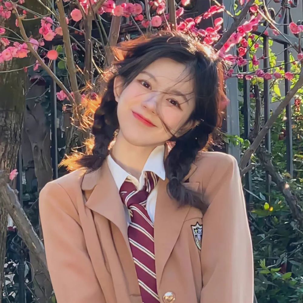 氛围感女头高级感暗恋文案