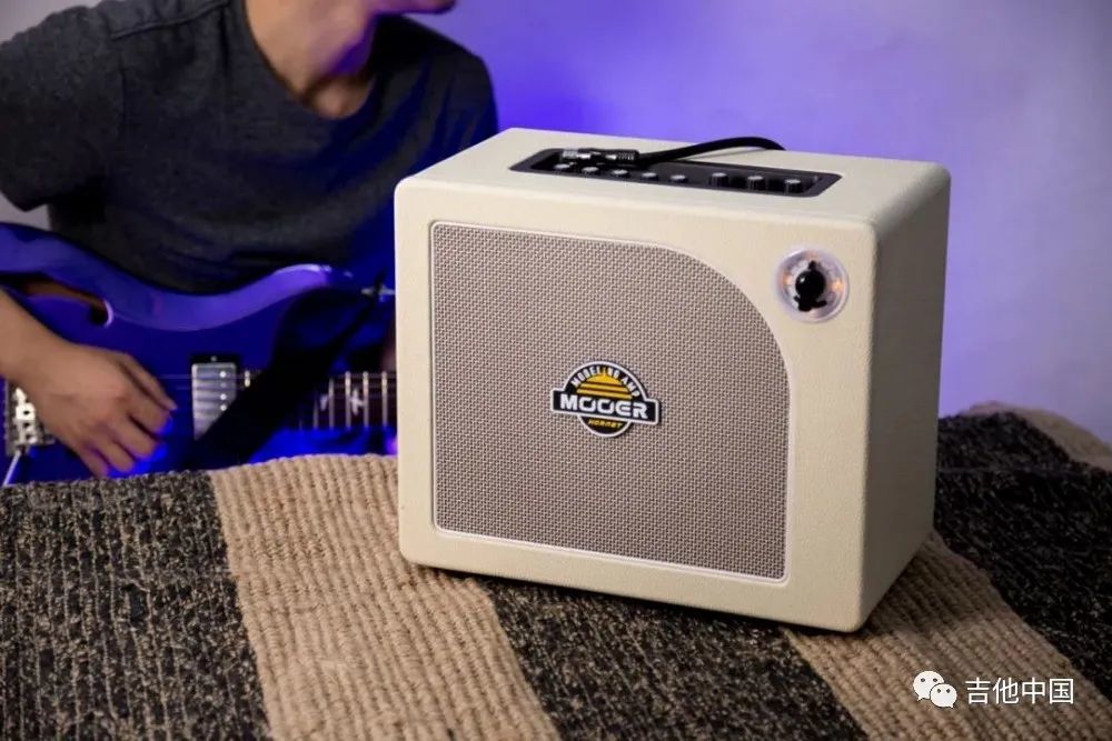 大黄蜂来袭千元内电吉他练习音箱推荐mooerhornrt音箱