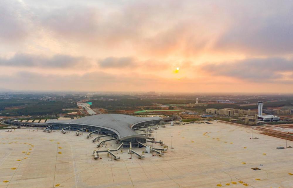 广东湛江新机场吴川机场3月24日正式试运行