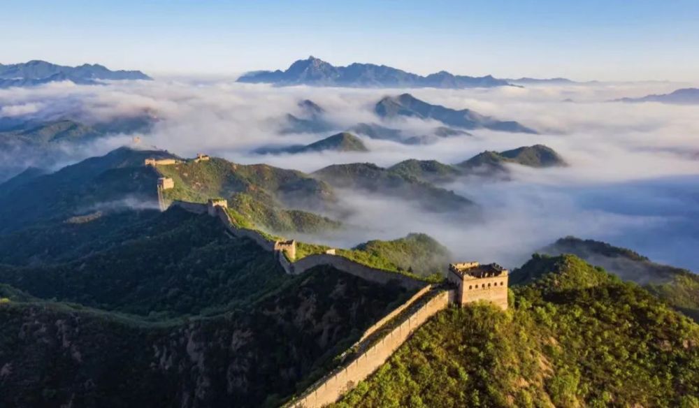 他痴迷拍摄长城,拍下万千壮丽画面,让世人领略雄浑之美_腾讯新闻