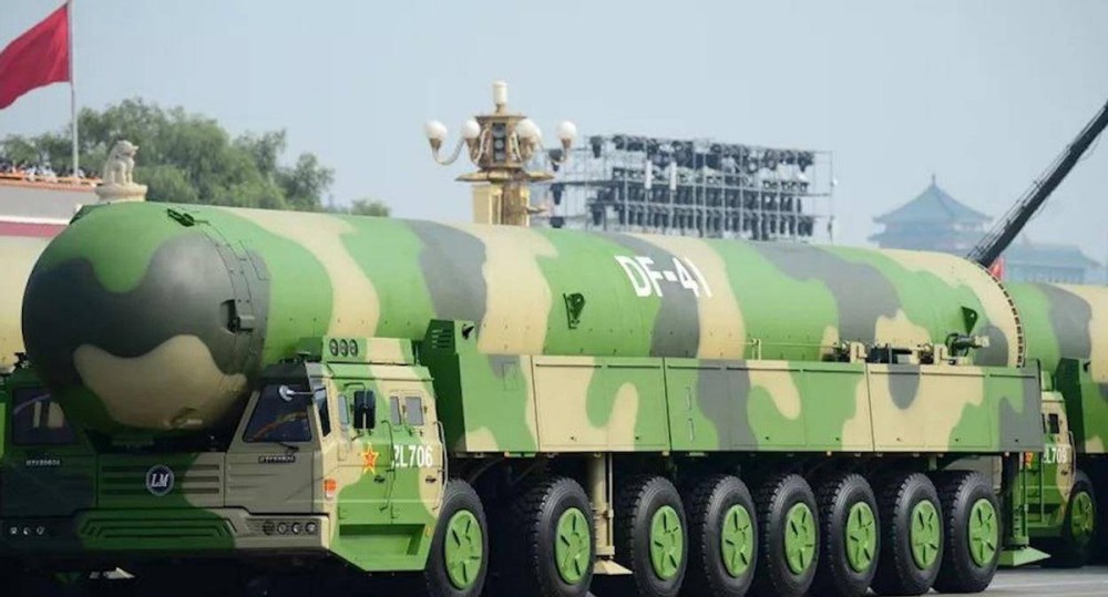 (洲际弹道导弹射程非常远,一点小小的误差都会偏离目标)而且df41作为