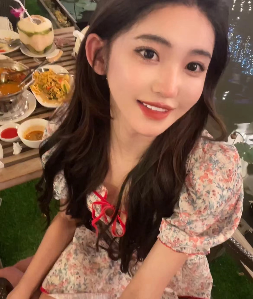 李由晒手术照自证变性,坦言术后难熬曾精神崩溃,不被理解反遭骂