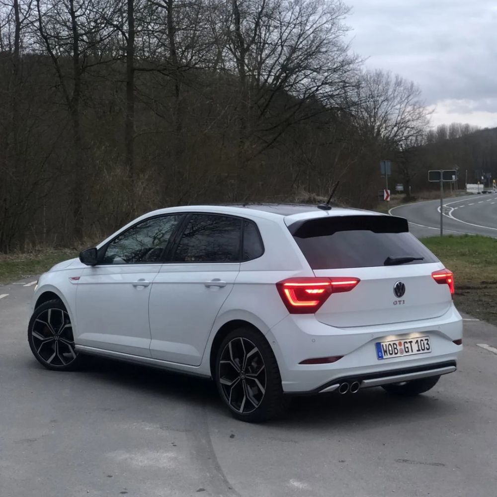 解析:2022款大众polo gti,配2.0t 四驱,颜值太高,6.5秒破百!_腾讯新闻