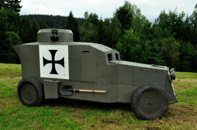 盘点一战时期的坦克装甲车,整合到一起型号也不少_腾讯新闻