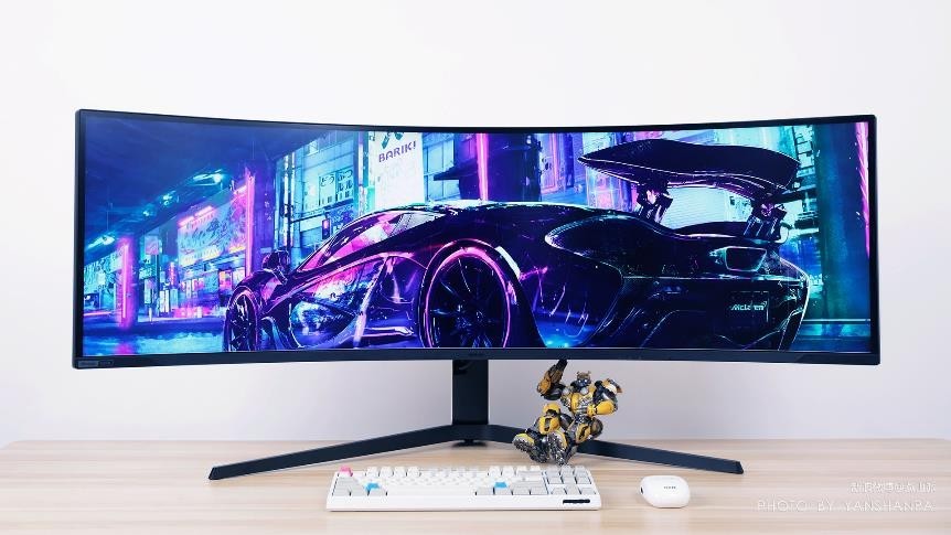 大屏当道不妨试试三星49英寸带鱼屏显示器