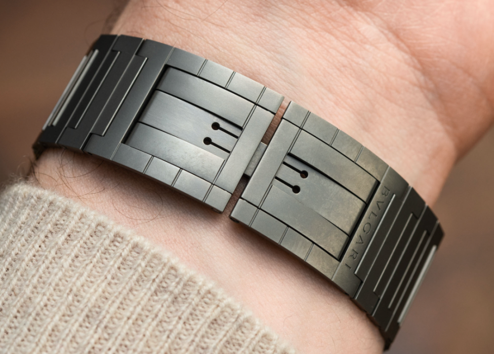 全球最薄手表,仅1.8毫米,售价280万元!_腾讯新闻