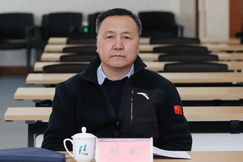 北欧两项运动员赵嘉文,国家冰壶挑战队领队胡武,速滑教练员刘广彬