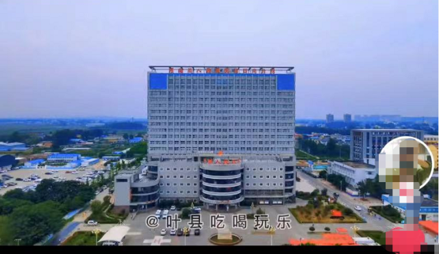 叶县人民医院为了我们热爱的这座城市请出门核酸检测的朋友在排队的