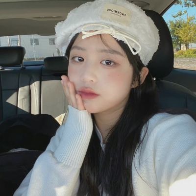 爱不释手的捧脸杀女头