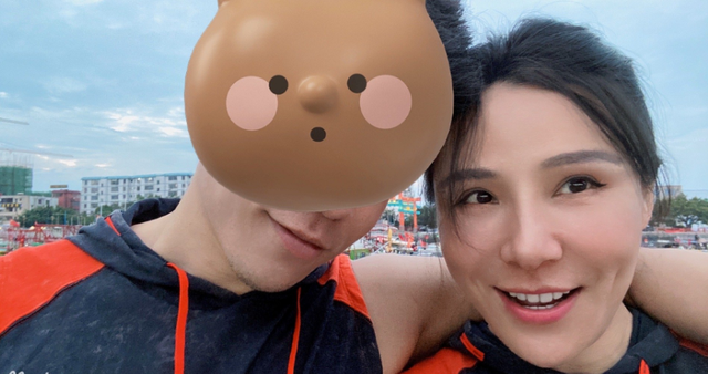 作家陈岚暂停追问江秋莲事件称要让春天自然怒放目的已经达到