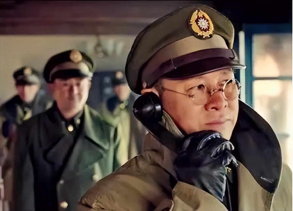 剧版《大决战》里的明显穿帮,看到导演是高希希,立刻明白了_腾讯新闻