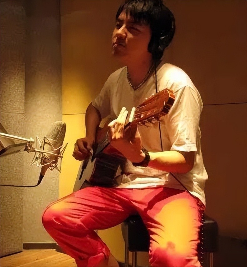 从最火童星主持人到销声匿迹宫傲到底经历了什么