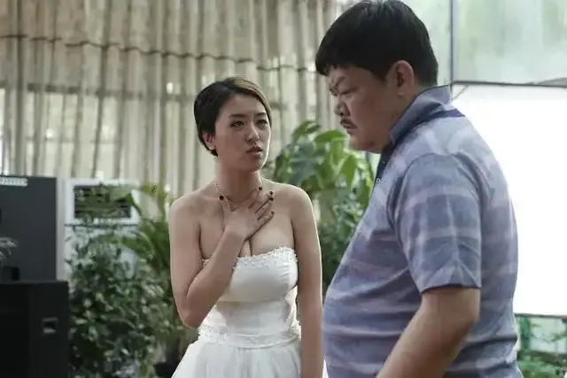 大家觉得赵铭演村姑那场戏出彩吗?