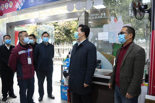 疫情防控工作,湖南医药学院校长何清湖,副校长张在其,副校长罗求实,及