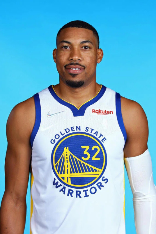 放弃中产合同选择勇士底薪小奥托波特为何选择了勇士