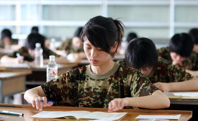 【军考培训】2022年军考取消专升本，看军校学长教你如何克服困难？