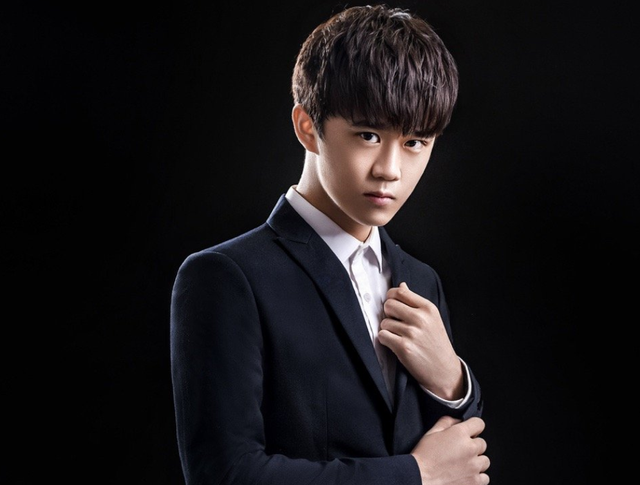 辛巴徒弟赵梦澈:去年赚1500万,今年赔1974万,倒欠公司400万!_腾讯网