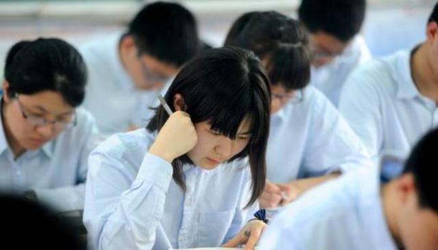 注意！北京多所中小学发布紧急停课通知，家长却有些发愁电费收费标准