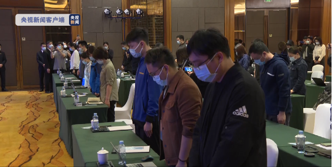 “3·21”东航MU5735航班机上132人全部遇难，东航、波音、美俄驻华大使馆等多方致哀（视频/组图） - 1