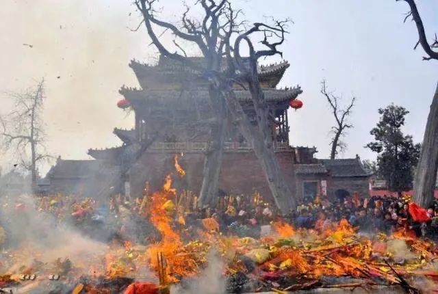 武夷山瑞岩寺失火,过火面积400平!