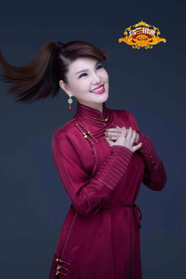 乌兰图雅一首《蝶恋花·出塞》让古诗词焕发新活力