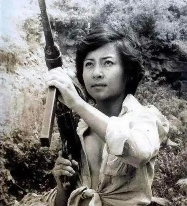 阮文慧越南著名美女特工美军曾悬赏10万美金而不得为何被我军击毙