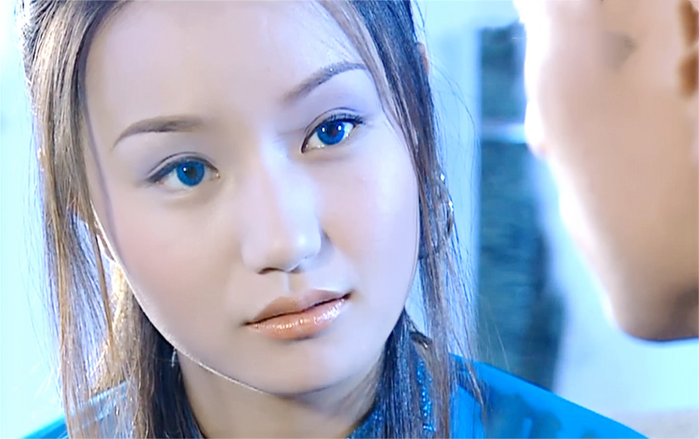 心居中的李安妮一别经年昔日的美艳大乔曾惊艳了旧时光