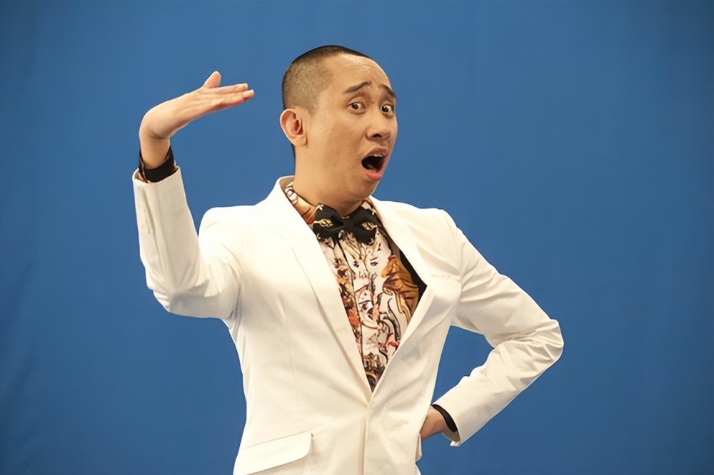 笑星白凯南的狼狈当时代抛弃你的时候连个招呼都不会打