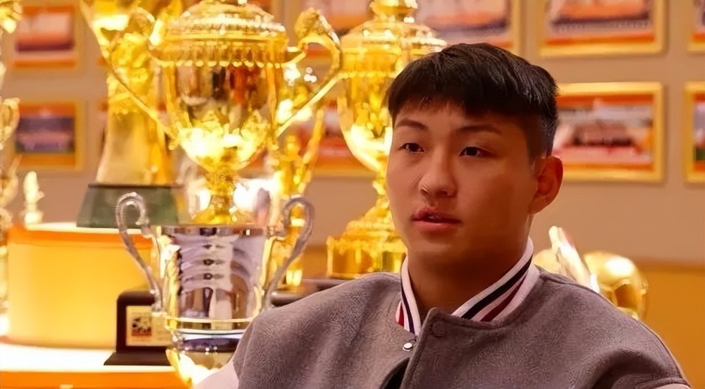 郭田雨留洋身穿18号已开始训练7天后有望首秀目标主力保级