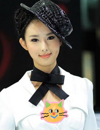 还记得12年前的"第一车模"翟凌吗?她如今幸福得让人羡慕插图5