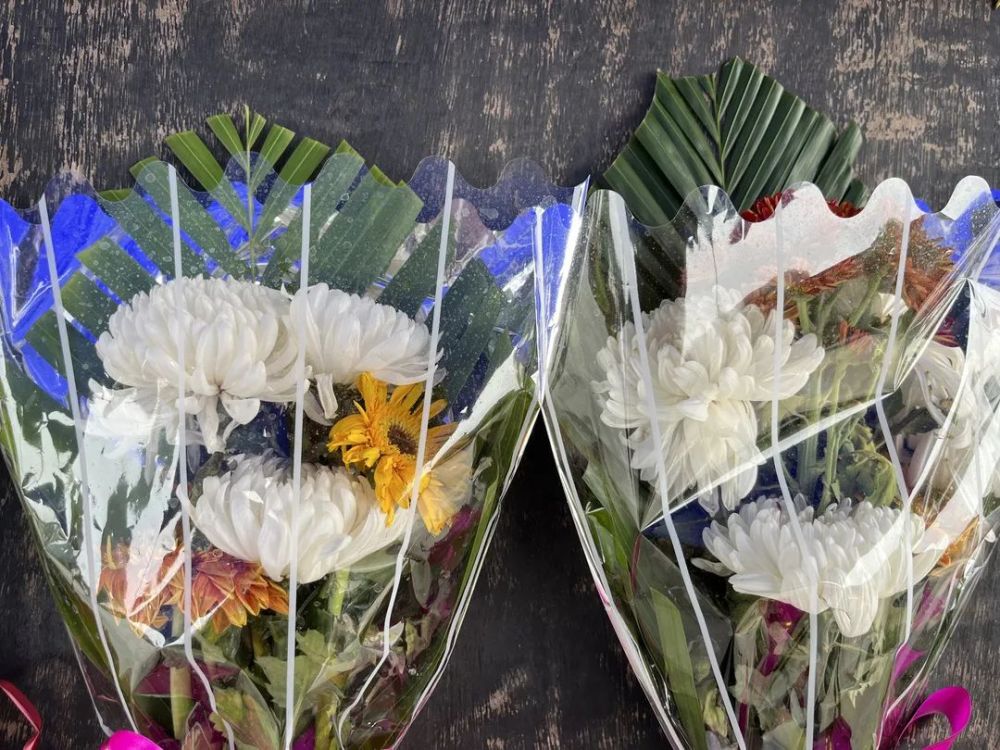 27万余人次 双休日祭扫迎高峰 文明祭扫平安有序 腾讯新闻