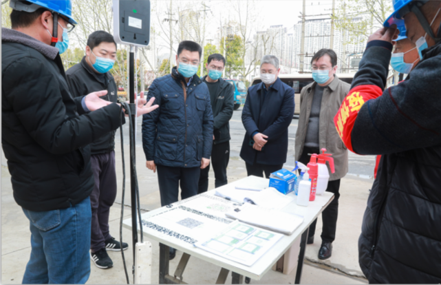陈华督查辖区重点项目疫情防控工作