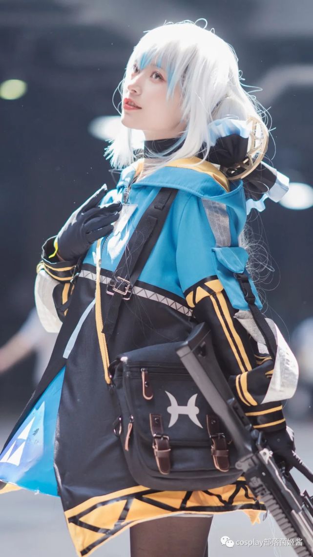 cos:卡拉比丘67宣传车cos正片@肃雨