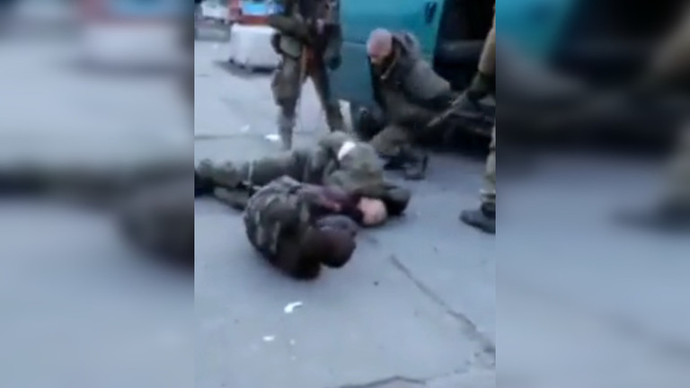 视频显示乌军虐待被俘人员还开枪，俄乌表态：开展调查扬州疫情最新消息
