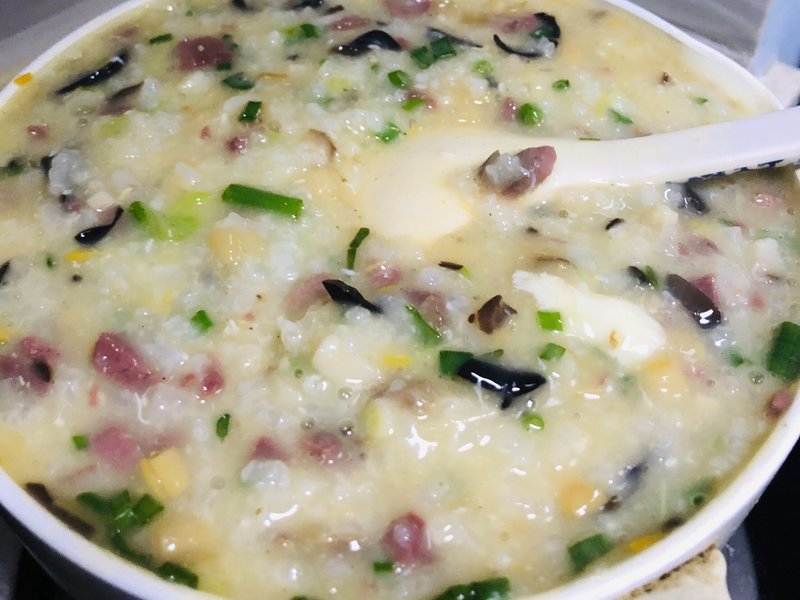 牛肉蛋花粥(牛肉蛋花粥热量)