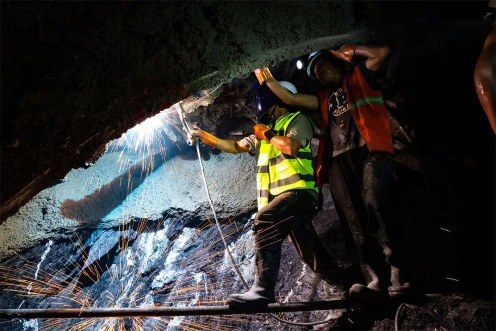 基建狂魔新典范大瑞杉阳隧道贯通历时14年究竟多难多险